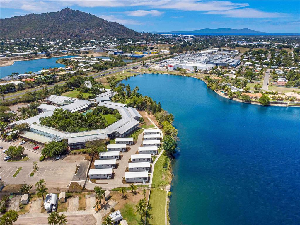 Mercure Townsville Exterior foto